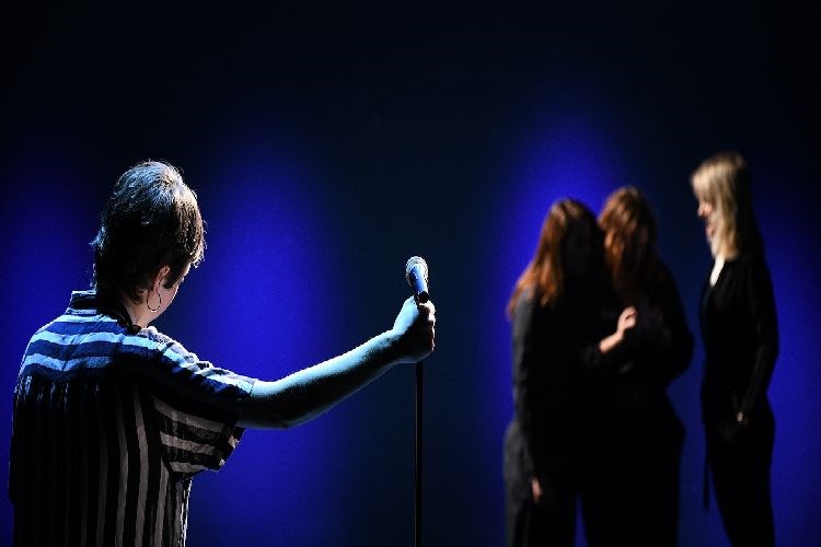 Nagrađivani poetski roman ‘Deca’ Milene Marković u režiji Saše Božića premijerno u ‘Gavelli’